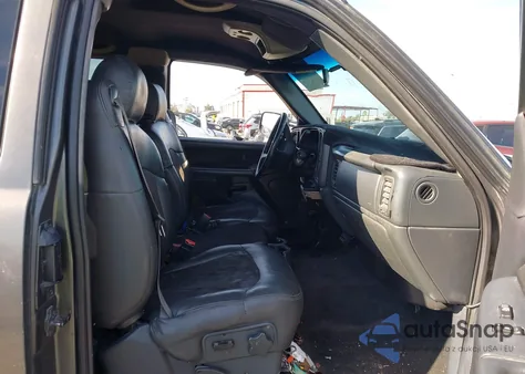 2002 Chevrolet Silverado 2500Hd Ls from USA, damaged, VIN 1GCHC29G92E108872